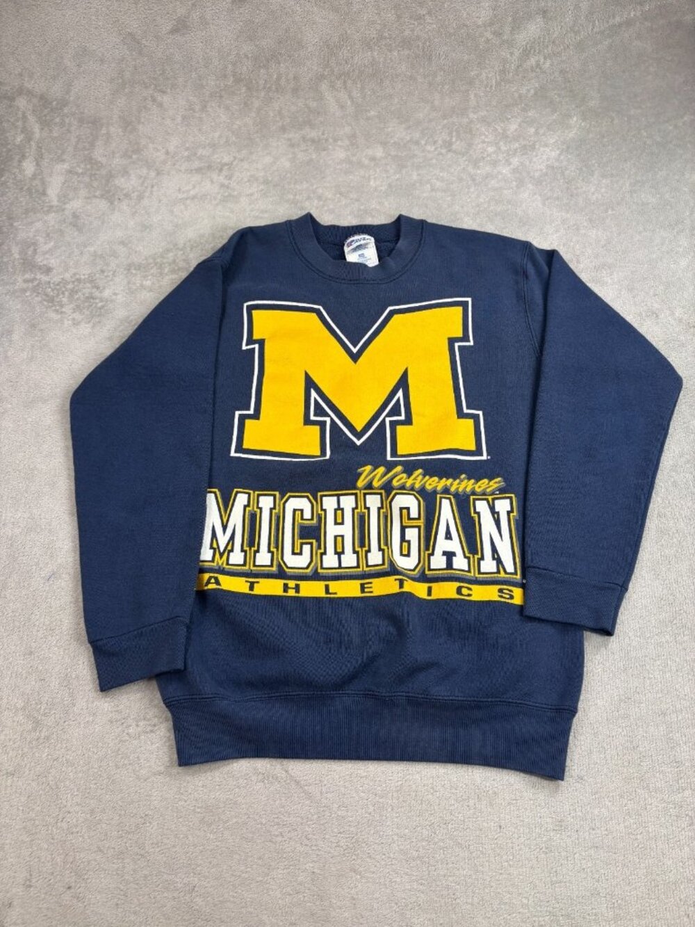 Vtg Pro Player NCAA Michigan Wolverines Football Sweatshirt youth L 14/16 Blue